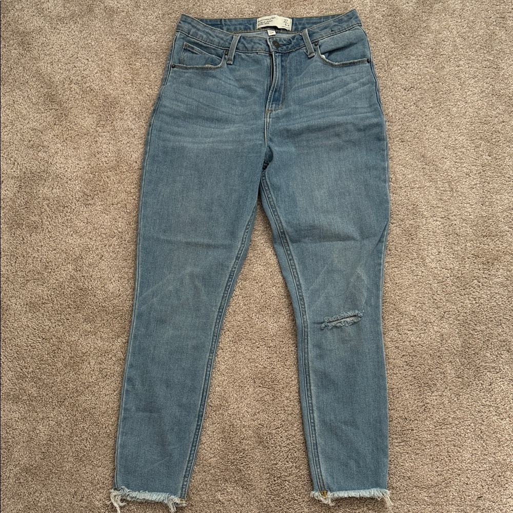 Abercrombie & Fitch Curve Love Ankle Jean
